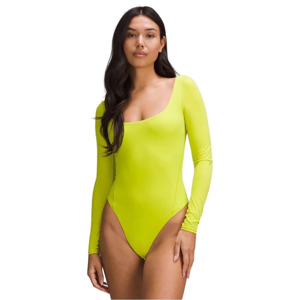 NWT Lululemon Wundermost Ultra-Soft Nulu Square-Neck Bodysuit in Lichen Lime